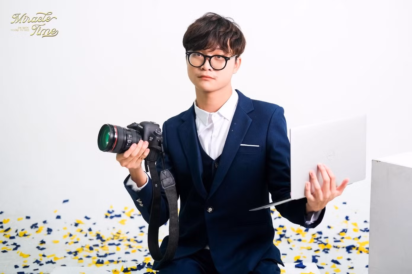 Sứ mệnh của Ban truyền thông là lan tỏa thông điệp và ý nghĩa của chương trình tới các bạn sinh viên. Nếu bạn bắt gặp một bài viết hay một bài báo của “Dạ Khúc Tháng Tư 2022 - Miracle Time" được đăng tải trên các phương tiện truyền thông thì đó chính là sản phẩm của Ban Truyền thông.