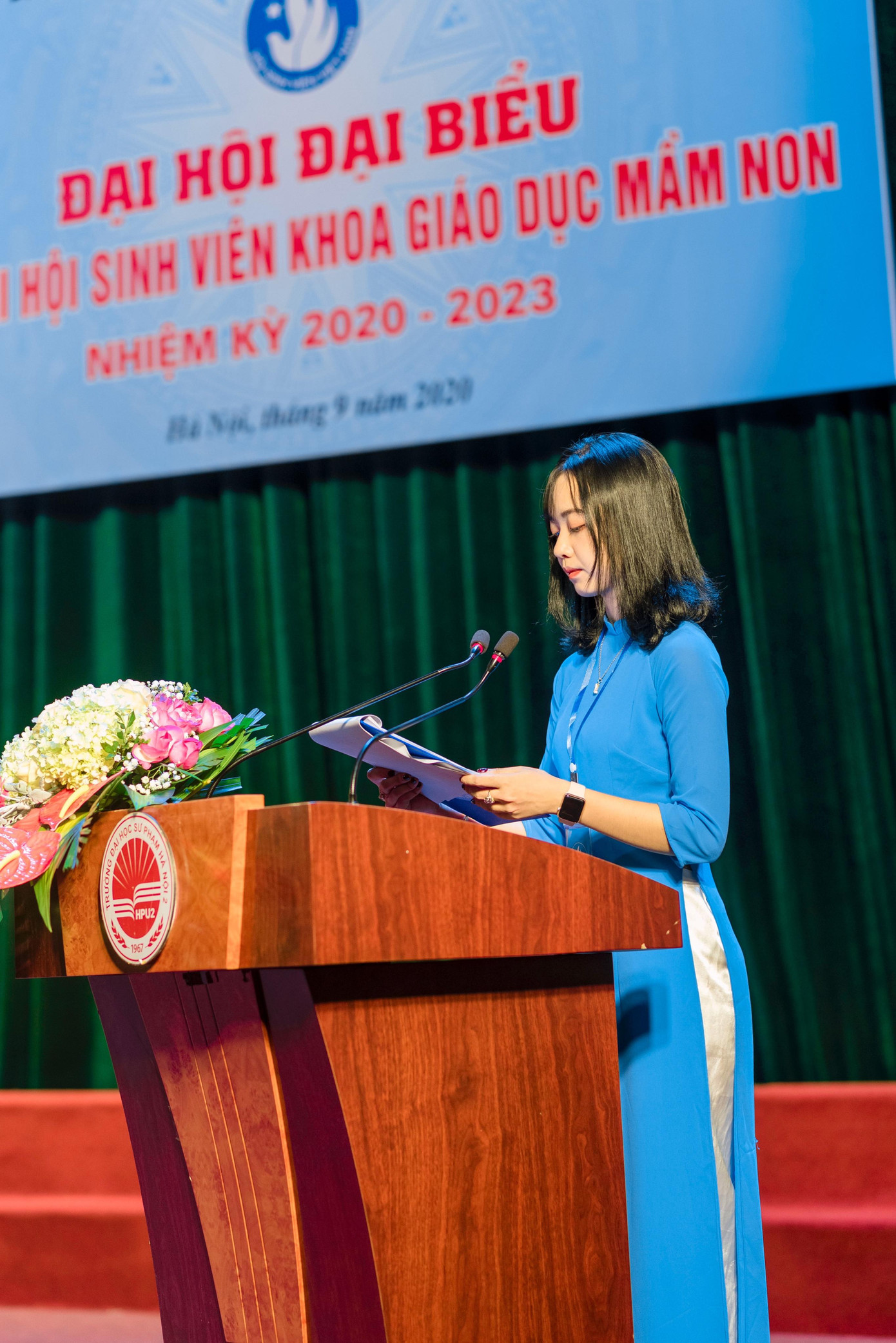 Trần Nguyễn Linh Giang phát biểu tại Đại hội Đại biểu Liên chi Hội sinh viên Khoa Giáo dục Mầm non nhiệm kỳ 2020-2023. Trần Nguyễn Linh Giang phát biểu tại Đại hội Đại biểu Liên chi Hội sinh viên Khoa Giáo dục Mầm non nhiệm kỳ 2020-2023.