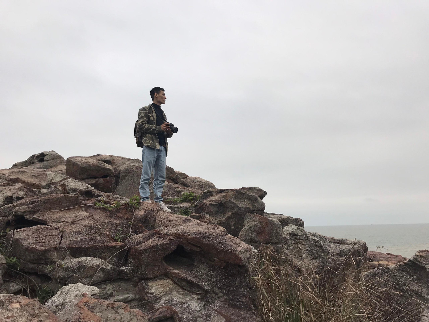 Khó khăn nối tiếp khó khăn, đã có lúc Nguyên từng từ bỏ mơ ước, nhưng sau khi nhận được sự ủng hộ từ bố và bạn bè, một lần nữa ước mơ trong Nguyên được thắp sáng.