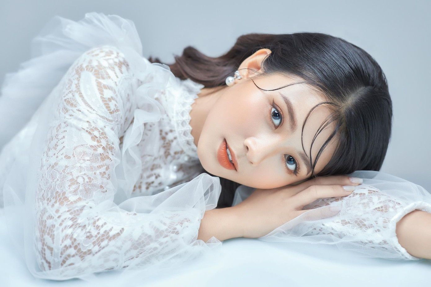 Nhân vật Mai Anh trong phim với Quỳnh Trang ngoài đời cũng có nhiều nét tương đồng, vậy nên khi tham gia bộ phim, Quỳnh Trang như được sống trong chính mình.