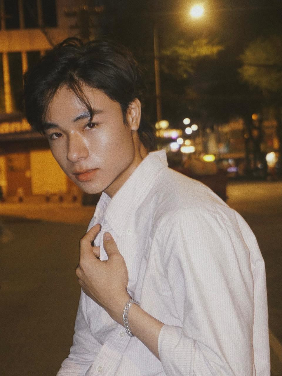 Từ khi xác định đi theo con đường nghệ thuật, Thanh Huy luôn chuẩn bị cho mình một tinh thần lạc quan, nhận thức rất rõ những việc đã và đang làm bằng cách tích cực và đúng đắn nhất.