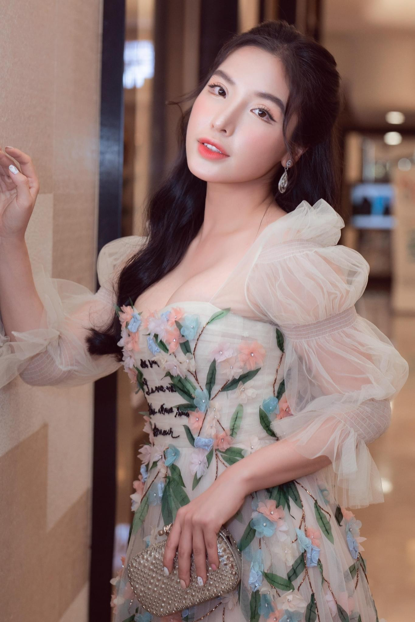 9X luôn sẵn sàng với tâm thế cống hiến hết mình cho cộng đồng, cho xã hội. 9X luôn sẵn sàng với tâm thế cống hiến hết mình cho cộng đồng, cho xã hội.