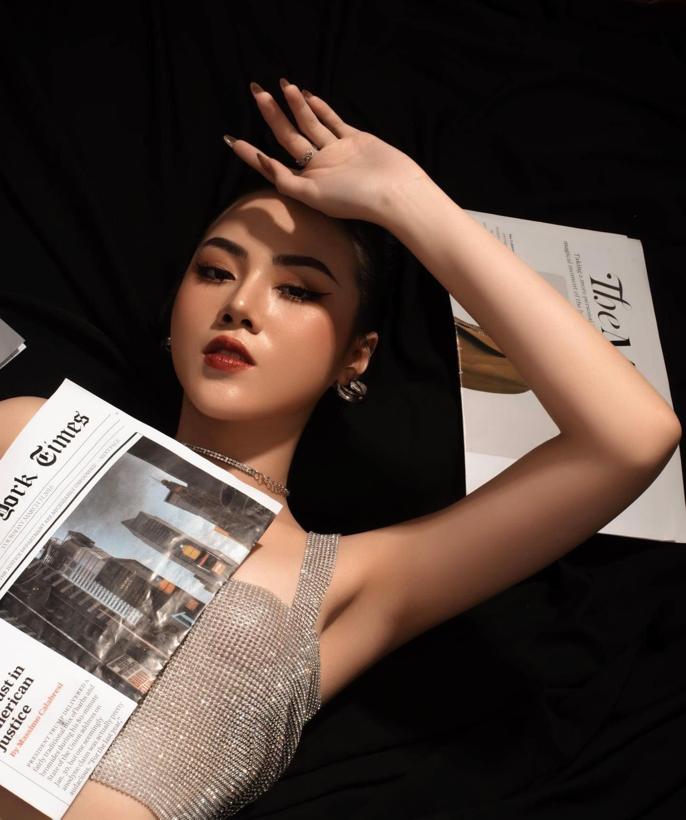 Khánh Linh luôn chú trọng vào hình ảnh bản thân và trau dồi kiến thức thực tế, cũng như những kỹ năng mềm.