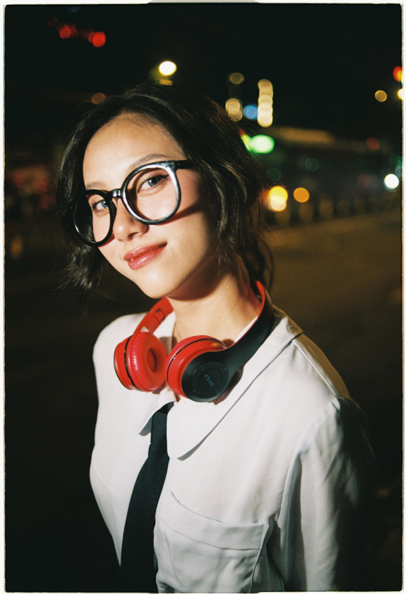 Nguyễn Ngọc Hân (sinh năm 2004) được biết đến là một KOC về mảng beauty và là model hoạt động tự do tại Thành phố Hồ Chí Minh.