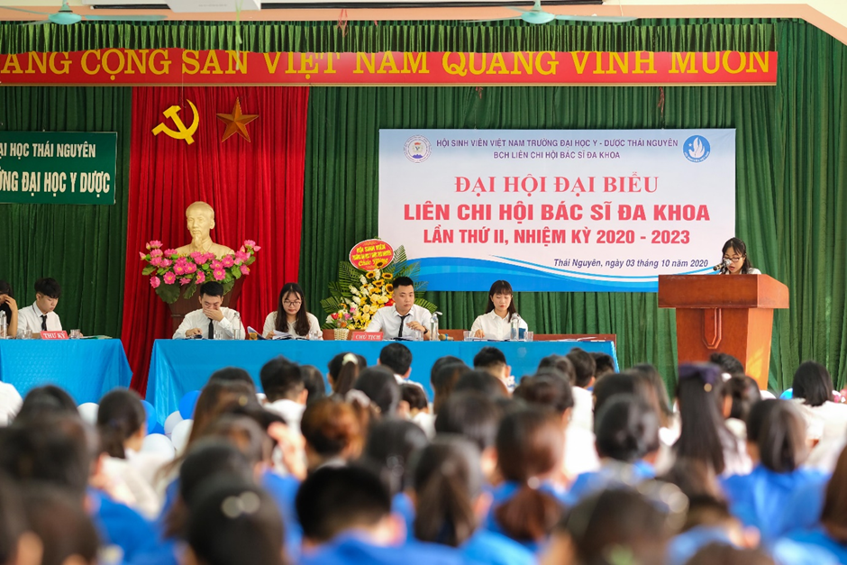 Ban chấp hành Liên chi hội Bác sĩ đa khoa nhiệm kỳ 2020-2023.