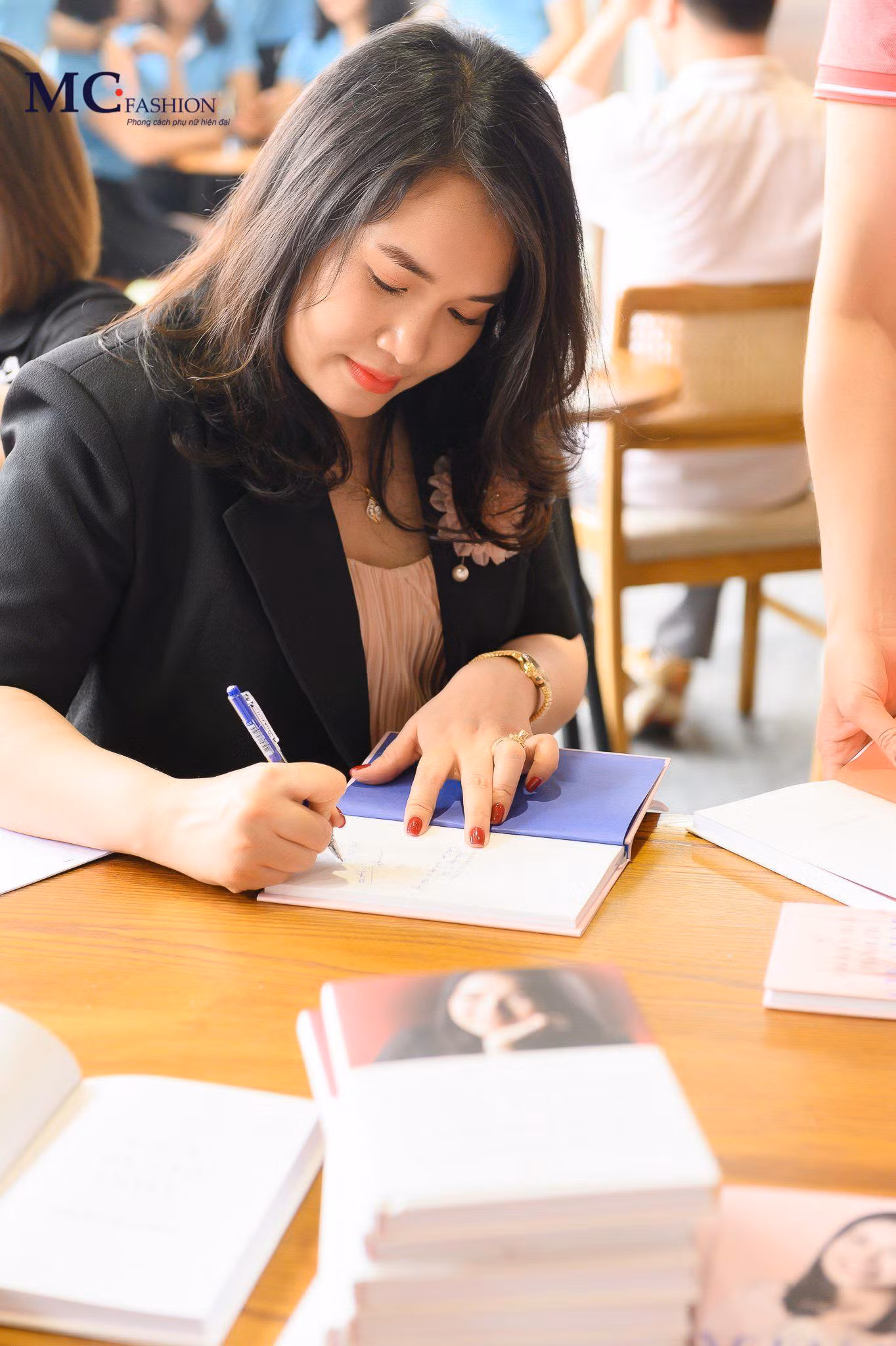 Chủ tịch GBM Group Nguyễn Mến là giảng viên, diễn giả được yêu thích tại nhiều trường doanh nhân, trường đại học, tỉnh, thành Đoàn...