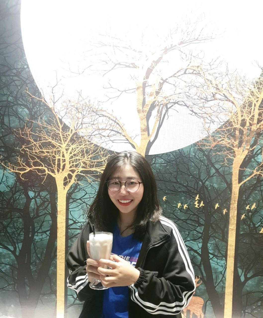 Nguyệt Hằng dần lột xác để trở thành phiên bản hoàn hảo nhất của bản thân.