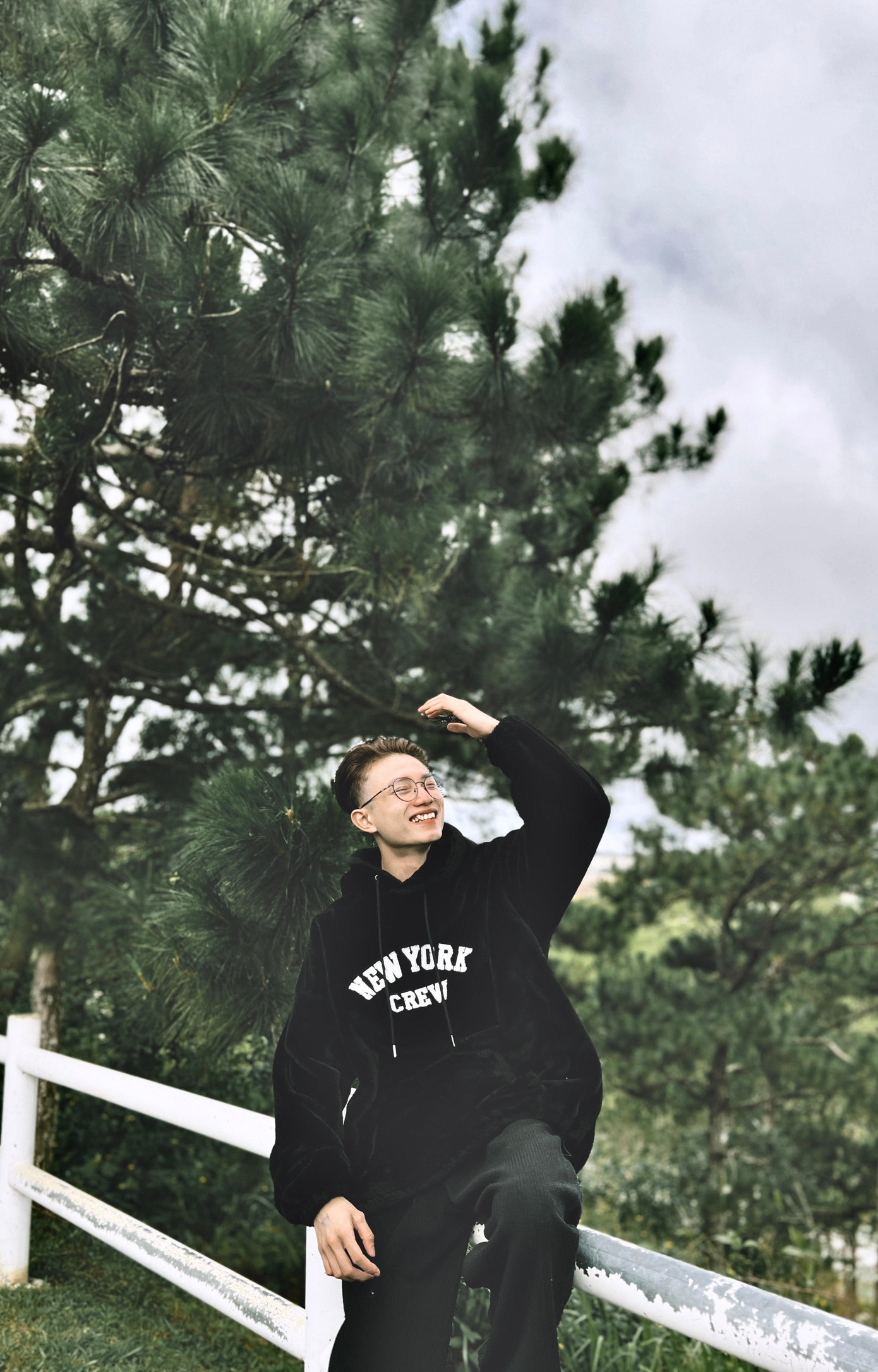 Dành niềm yêu thích đặc biệt cho các công tác xã hội, trong 12 năm học, Thái Thịnh đã đạt được 89 cup và bằng khen của trường, Xã đoàn, Huyện đoàn, Thành đoàn và Sở Giáo dục, và nhiều thành tích khác.