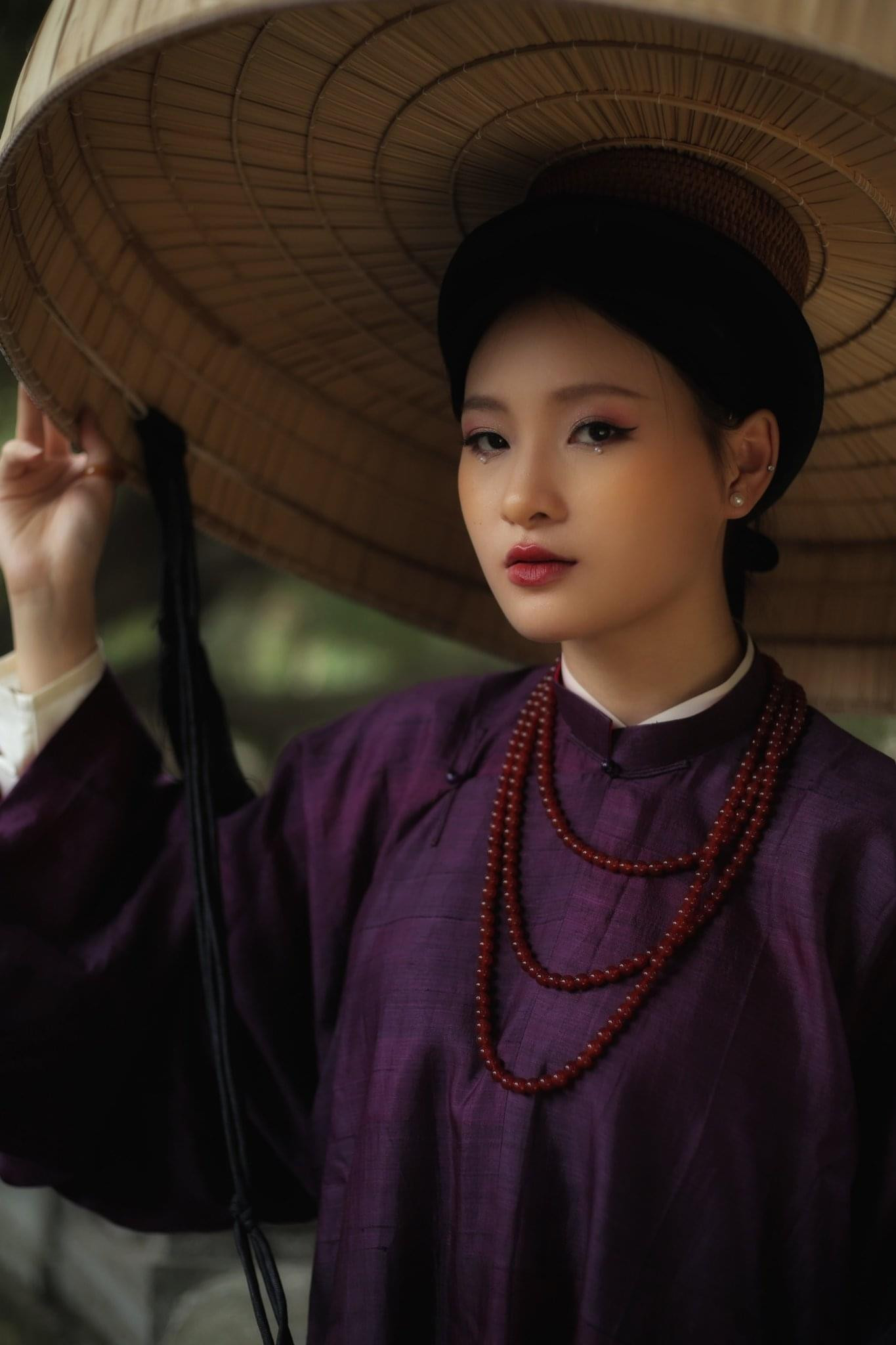 Bên cạnh niềm đam mê với vũ đạo, Thảo Vân còn dành thời gian cho công việc chụp mẫu ảnh. Bên cạnh niềm đam mê với vũ đạo, Thảo Vân còn dành thời gian cho công việc chụp mẫu ảnh.