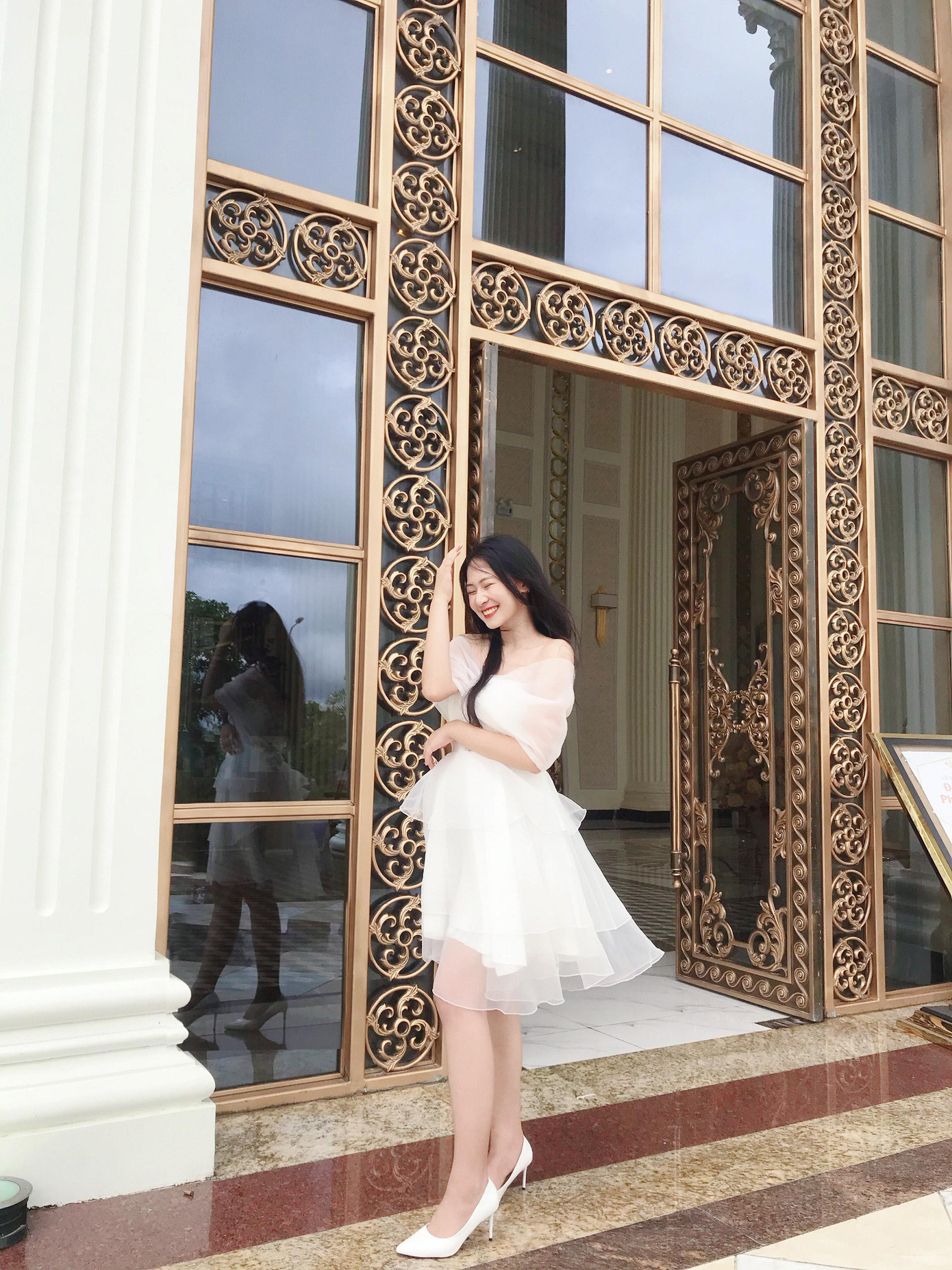 Hiện tại, Thủy Tiên đã tự tin, đạt được sự công nhận, lòng tin của mọi người trong lĩnh vực, phong cách ảnh mà cô bạn theo đuổi là phong cách ảnh vintage, thơ mộng.