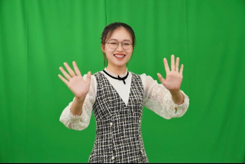 Thảo Lan khi thực tập ở VTV3. Thảo Lan khi thực tập ở VTV3.