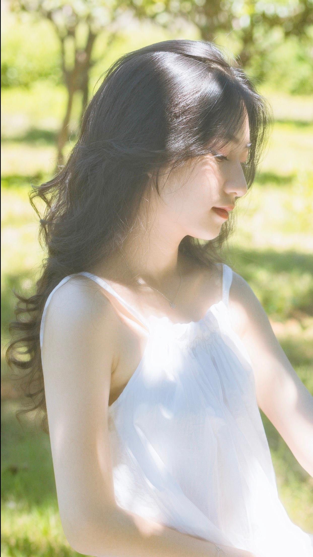 Vốn là một cô gái tự lập, Thanh Vân bắt đầu làm thêm từ năm học lớp 10, với mong muốn được trải nghiệm, học hỏi và có thể kiếm thêm thu nhập.