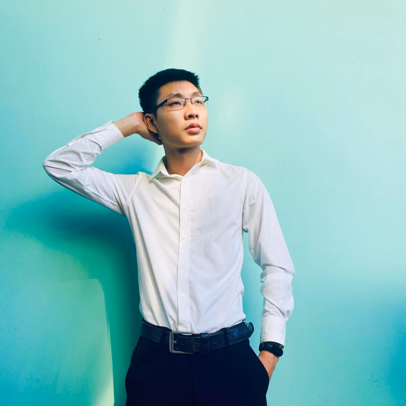 Từng bỏ lỡ ngành học yêu thích, chàng trai tâm niệm rằng chỉ cần có thái độ cầu tiến và sự cố gắng thì cơ hội vẫn luôn chào đón chúng ta ở phía trước.