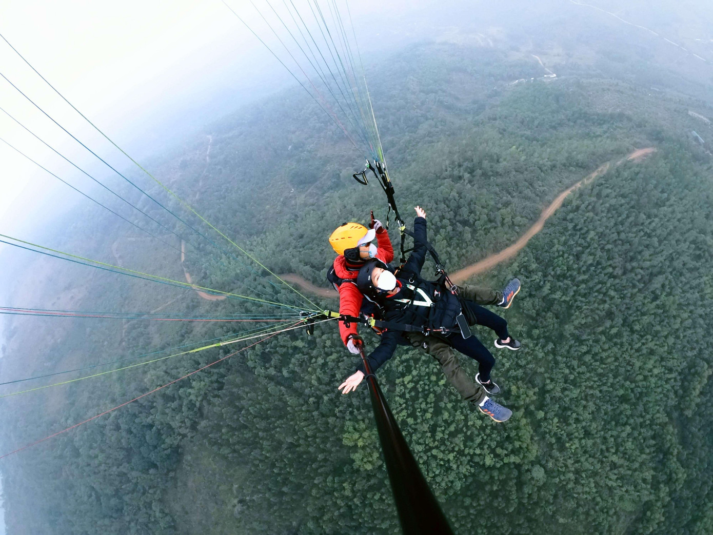 Được cất cánh trên độ cao 600m là một trải nghiệm đáng nhớ nhất của cô bạn.