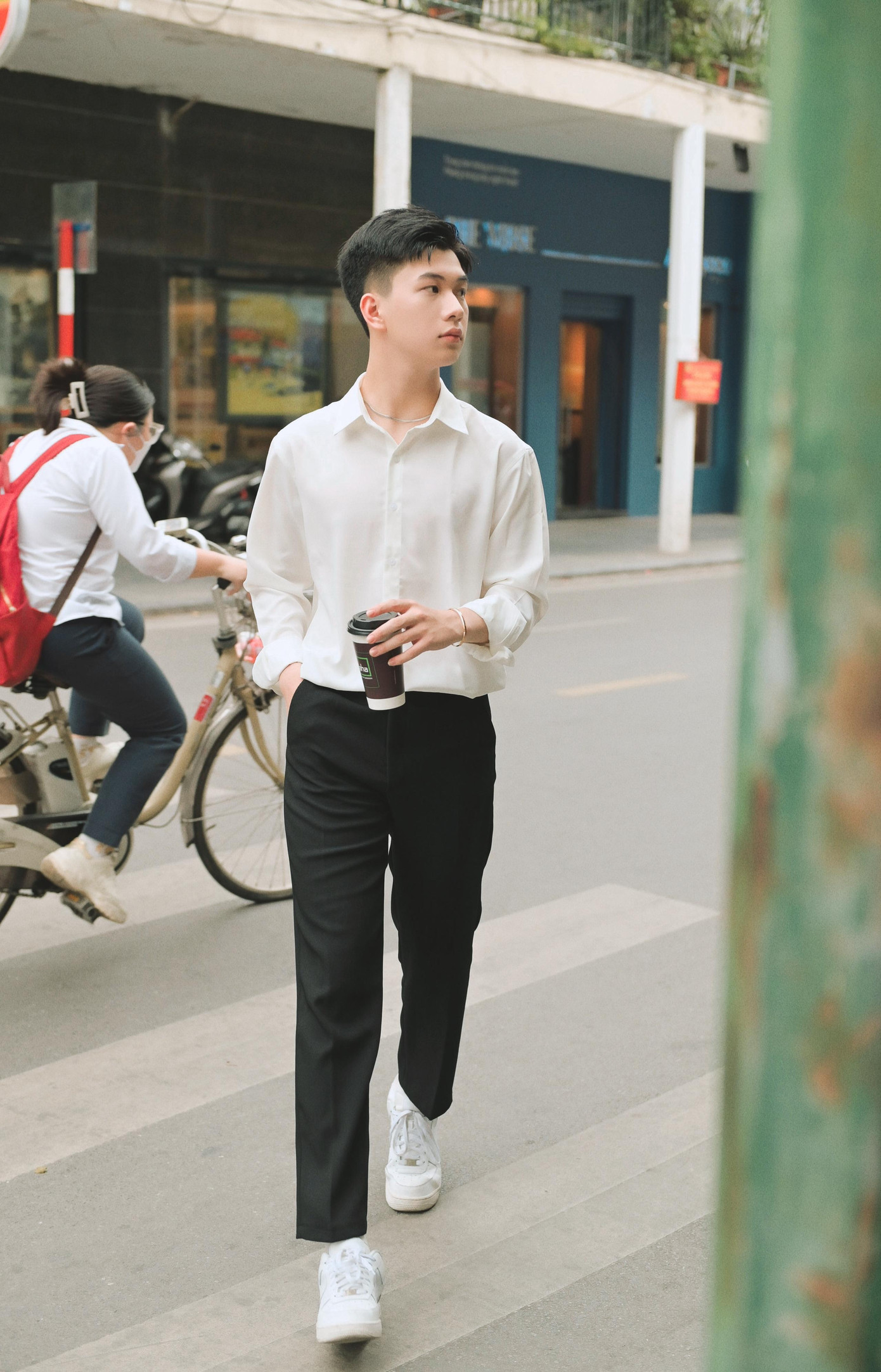 Vốn sở hữu vẻ ngoài điển trai cùng chiều cao 1m78, Quốc Việt dễ dàng được các nhãn hiệu thời trang để mắt tới.