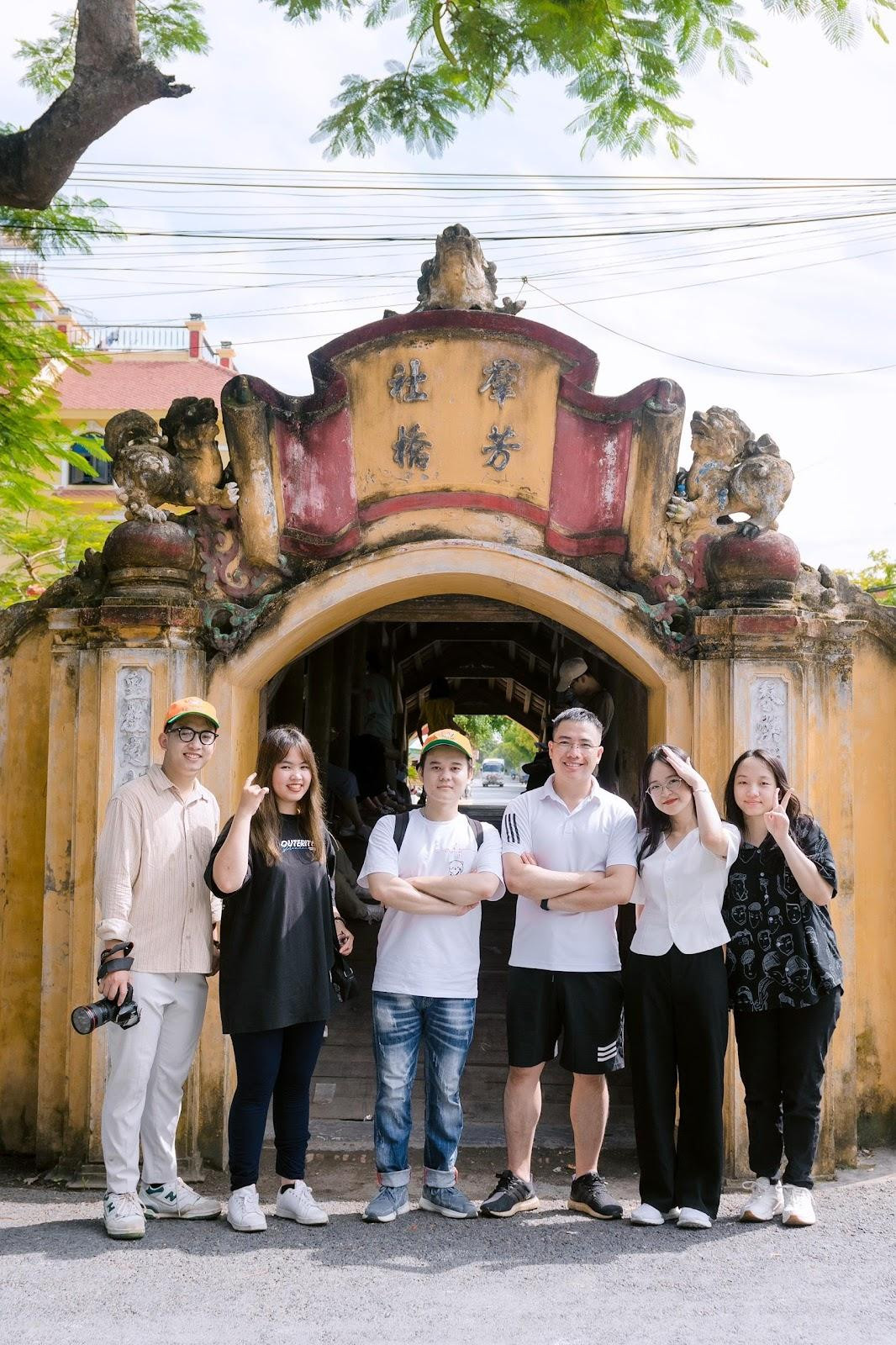 Cầu Ngói, chùa Lương. Ảnh Phan Hoàn