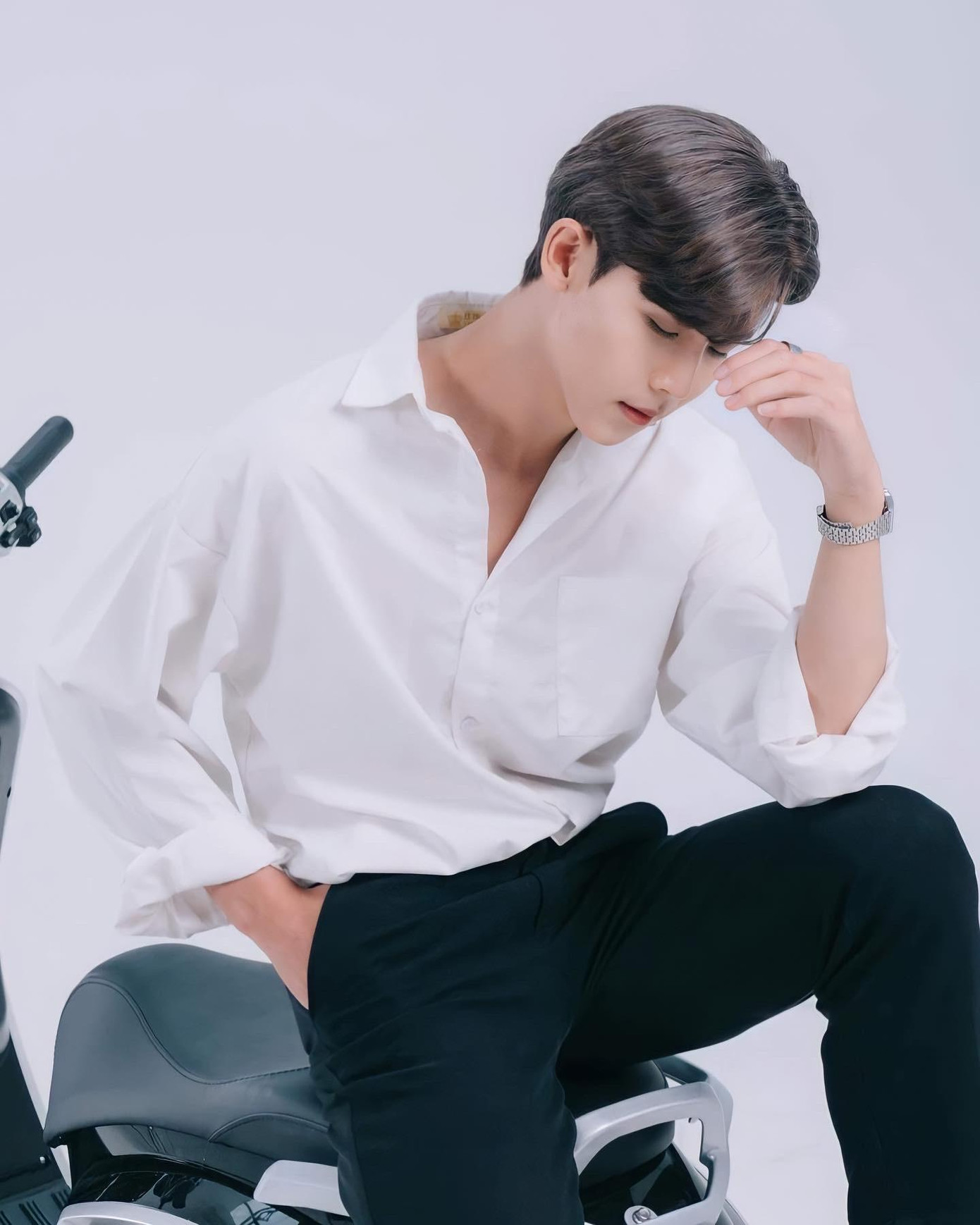 Hiện tại, Nguyễn Cảnh đã làm gia sư đến nay được hơn 4 năm, "chắp cánh" ước mơ cho nhiều học sinh. Hiện tại, Nguyễn Cảnh đã làm gia sư đến nay được hơn 4 năm, "chắp cánh" ước mơ cho nhiều học sinh.