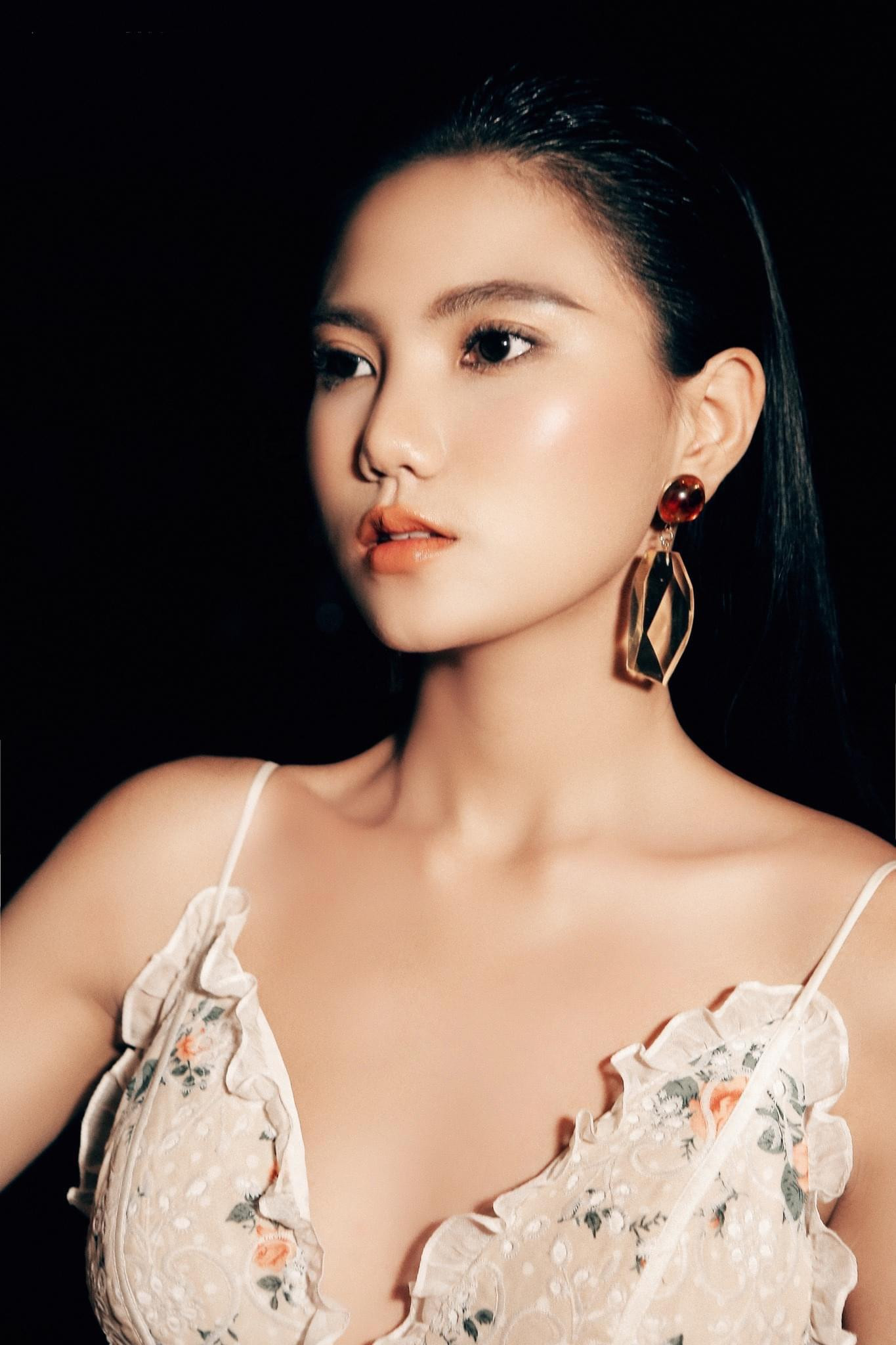 Nguyễn Thị Thanh Thanh (sinh năm 2001) hiện đang là sinh viên khoa Sư phạm âm nhạc của trường Đại học Sư phạm Nghệ thuật Trung ương.