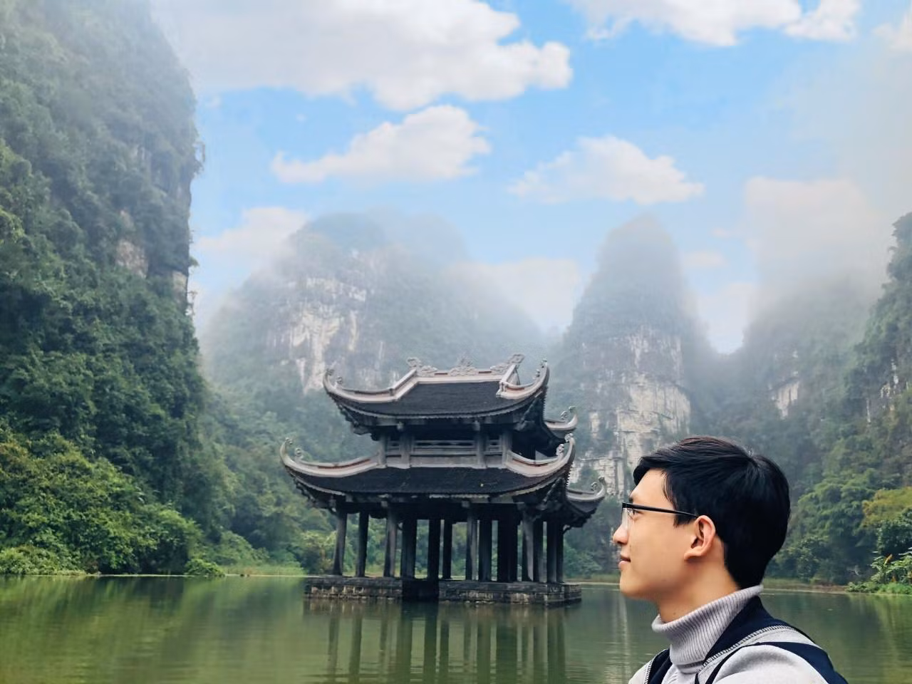 Mọi công việc thành đạt đều nhờ sự kiên trì và lòng say mê.