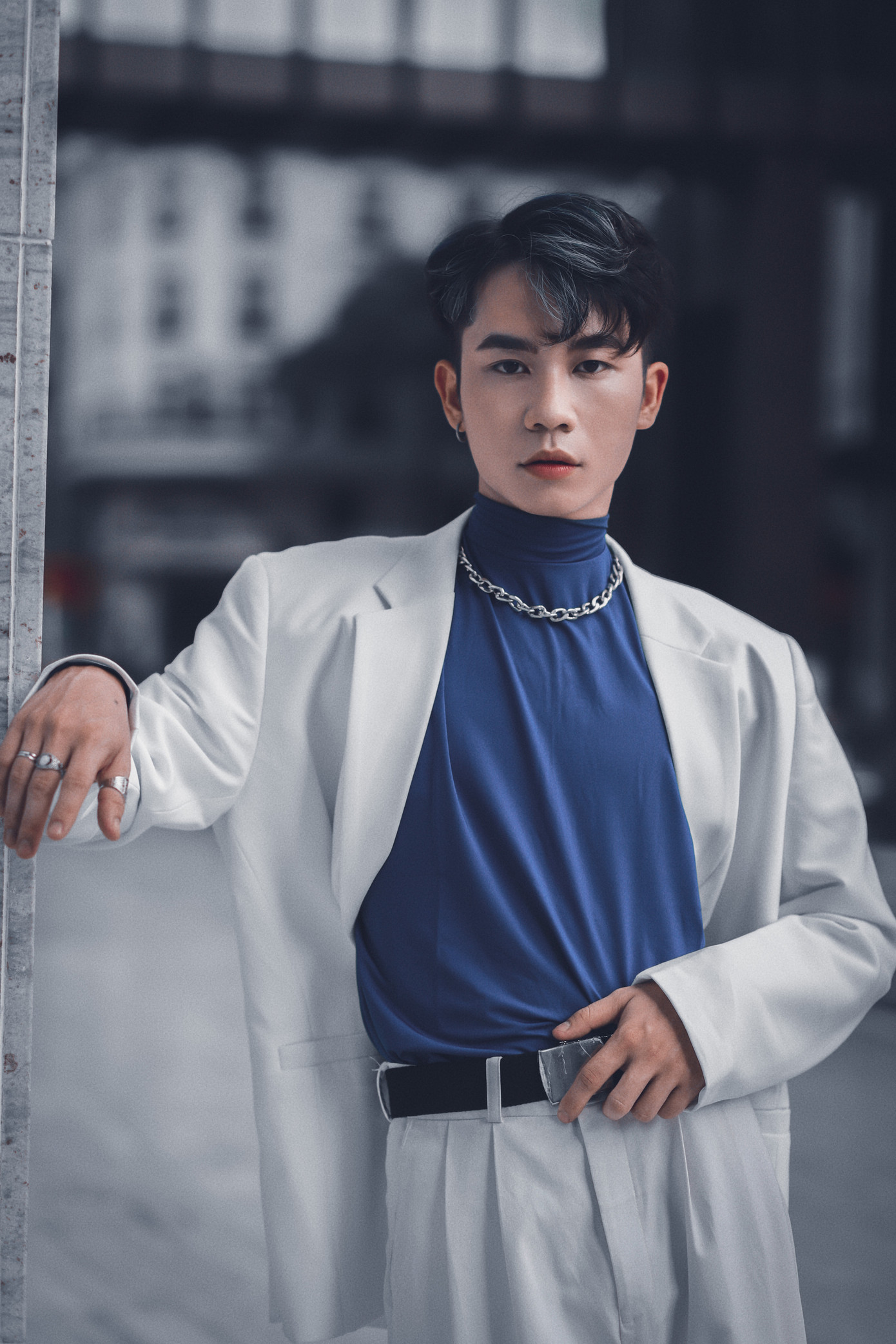 Lăng Văn Toán (sinh năm 2000) hiện đang được biết đến là dancer, giáo viên dạy nhảy và là photographer. Lăng Văn Toán (sinh năm 2000) hiện đang được biết đến là dancer, giáo viên dạy nhảy và là photographer.