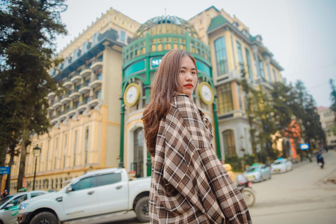 Cô gái quê Bắc Giang tìm kiếm câu trả lời riêng cho bản thân từ đam mê kĩ thuật. Ảnh: NVCC