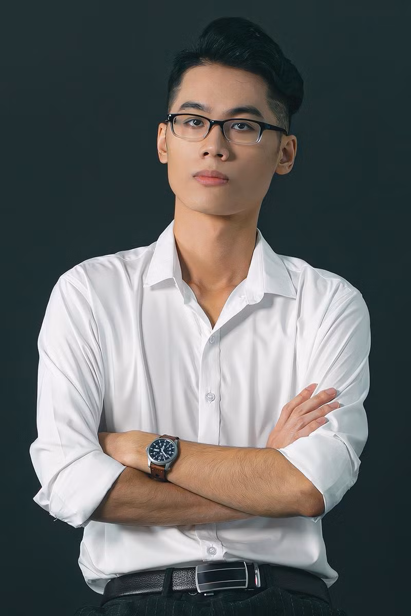 "Ôm" ước mơ có một công ty giải trí từ năm lớp 8, đến năm 2021 Nguyễn Mạnh Cường đã cho ra mắt một thương hiệu giải trí riêng.