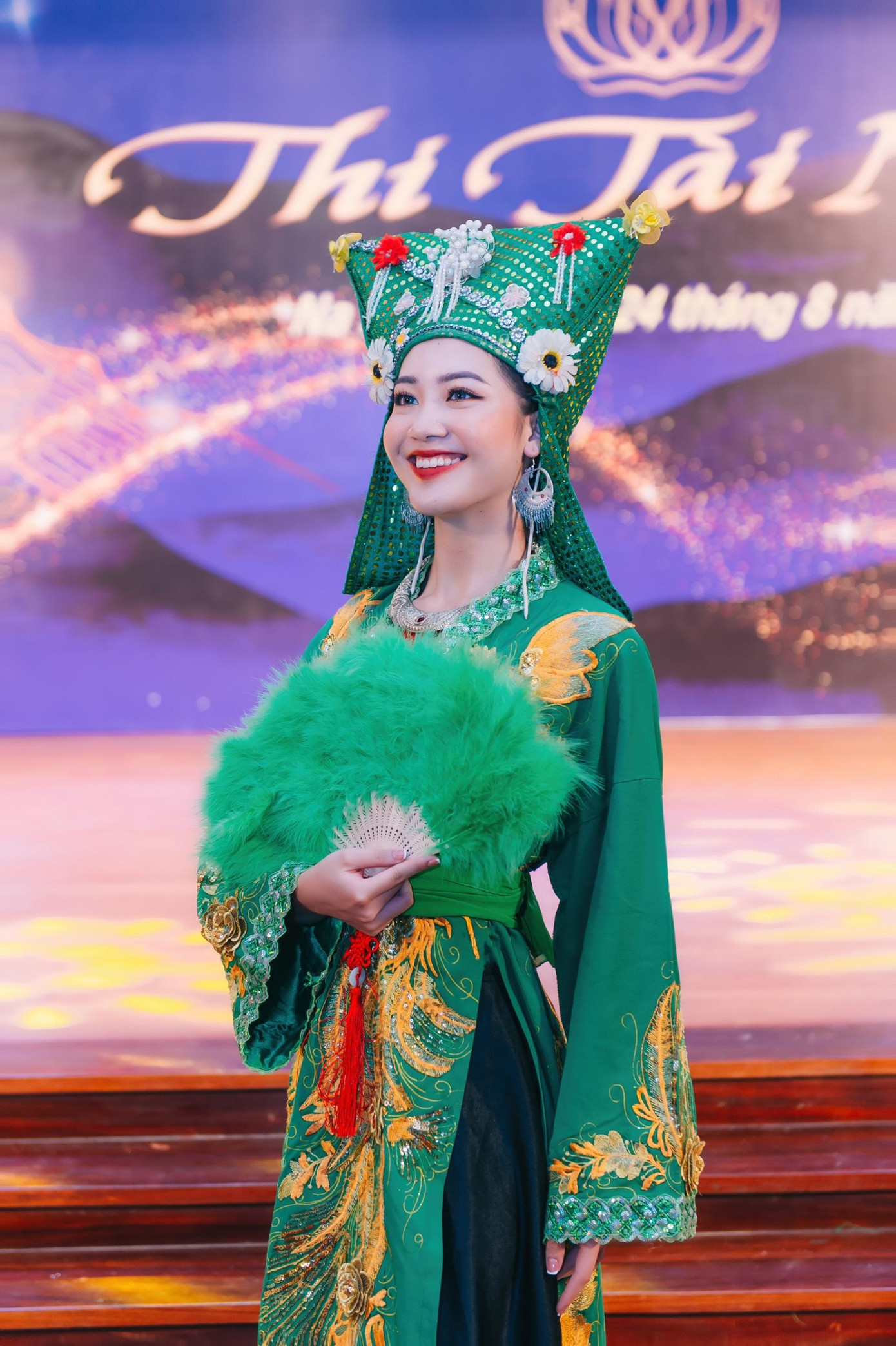 Phương Thảo trong vòng thi Tài năng. Phương Thảo trong vòng thi Tài năng.