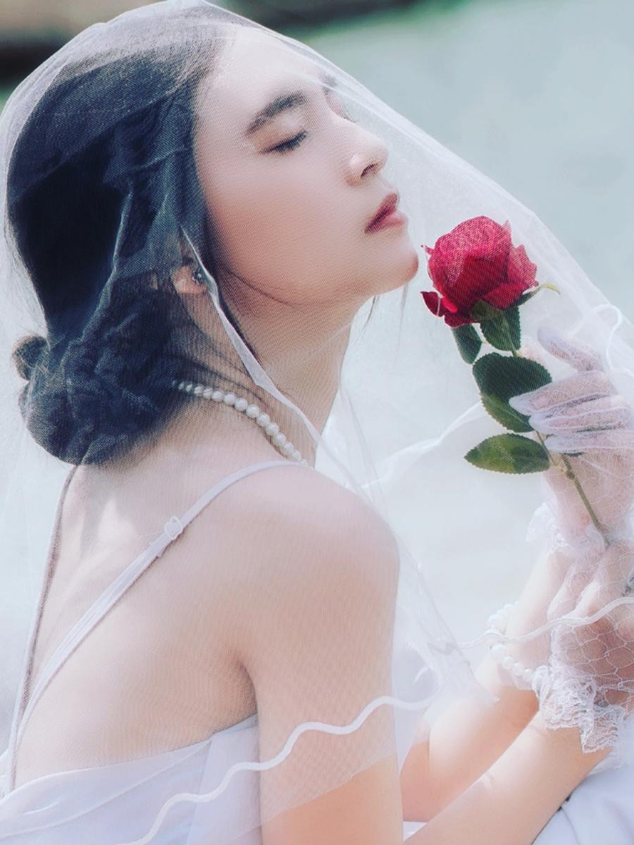 Từng trải qua nhiều công việc, thử thách, Nguyệt Vy mong muốn hướng đến “sứ mệnh” lan tỏa năng lượng tích cực đến cho cộng đồng.