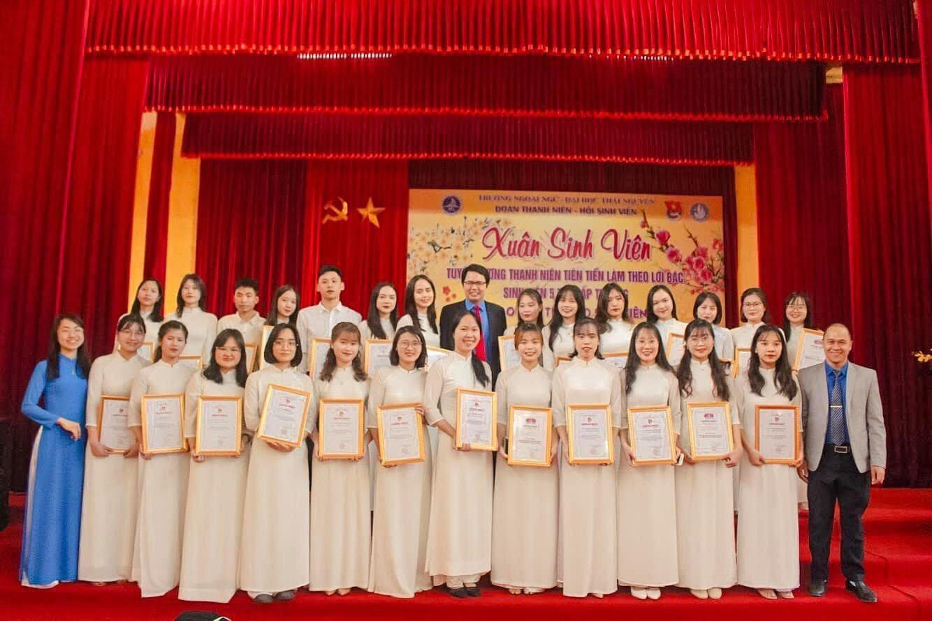 Xuân Hương chia sẻ: “Công trạng của cá nhân chủ yếu là nhờ tập thể mà có”.