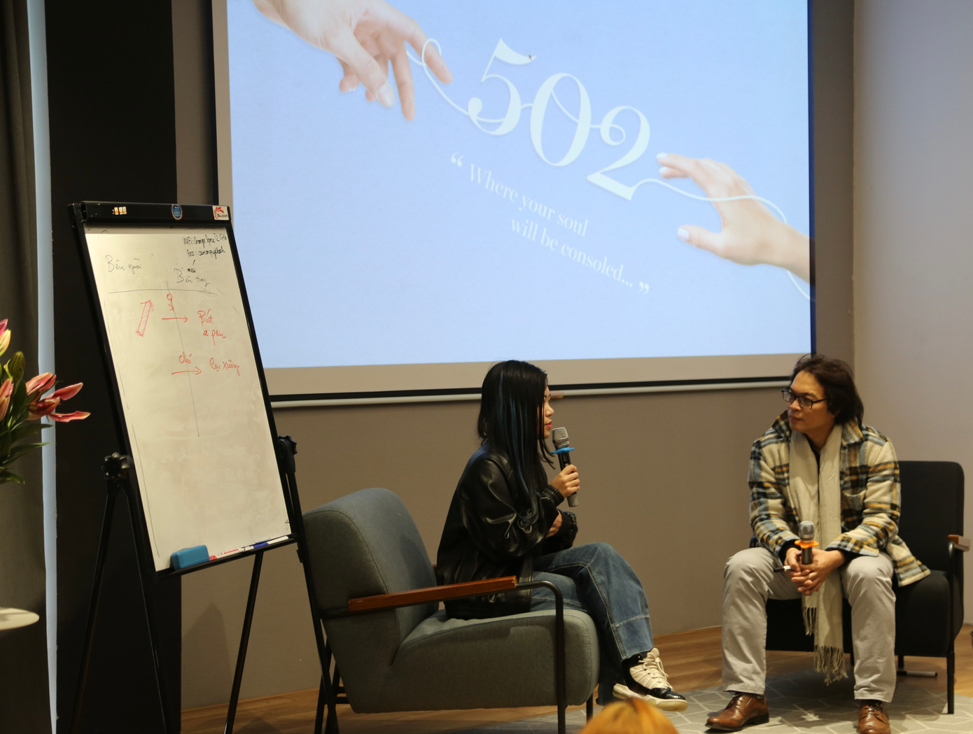 Người tham gia Workshop giao lưu, chia sẻ cùng diễn giả. Ảnh 502 Người tham gia Workshop giao lưu, chia sẻ cùng diễn giả. Ảnh 502