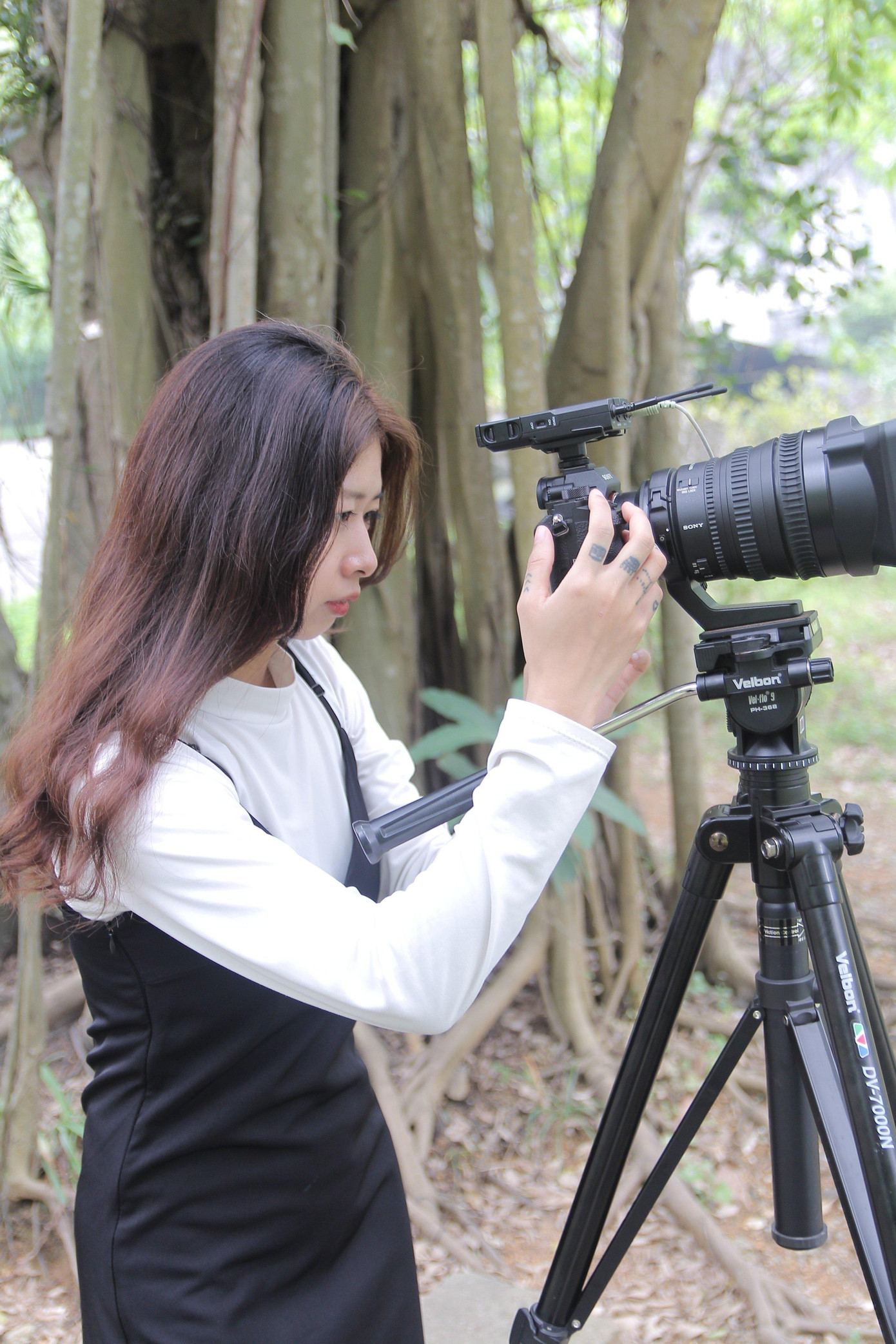 Kim Oanh vẫn giữ phong độ trong việc học tập, cô sinh viên thường xuyên đạt học bổng nhờ kết quả học tập tốt và GPA loại Giỏi.