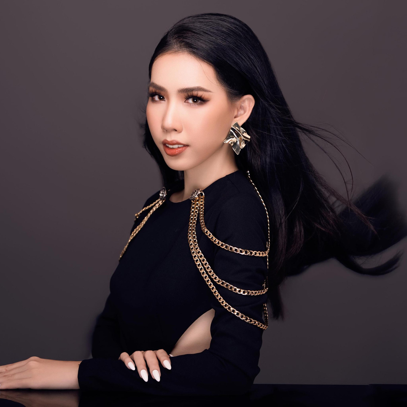 Trong cuộc thi Đại sứ Văn hóa ASEAN - Miss Culture ASEAN, Ngọc Hân đã xuất sắc mang về cho mình danh hiệu Hoa khôi Đại sứ Văn hóa ASEAN 2022 cùng các giải phụ: Người đẹp Áo dài và Người đẹp Hùng biện. Trong cuộc thi Đại sứ Văn hóa ASEAN - Miss Culture ASEAN, Ngọc Hân đã xuất sắc mang về cho mình danh hiệu Hoa khôi Đại sứ Văn hóa ASEAN 2022 cùng các giải phụ: Người đẹp Áo dài và Người đẹp Hùng biện.