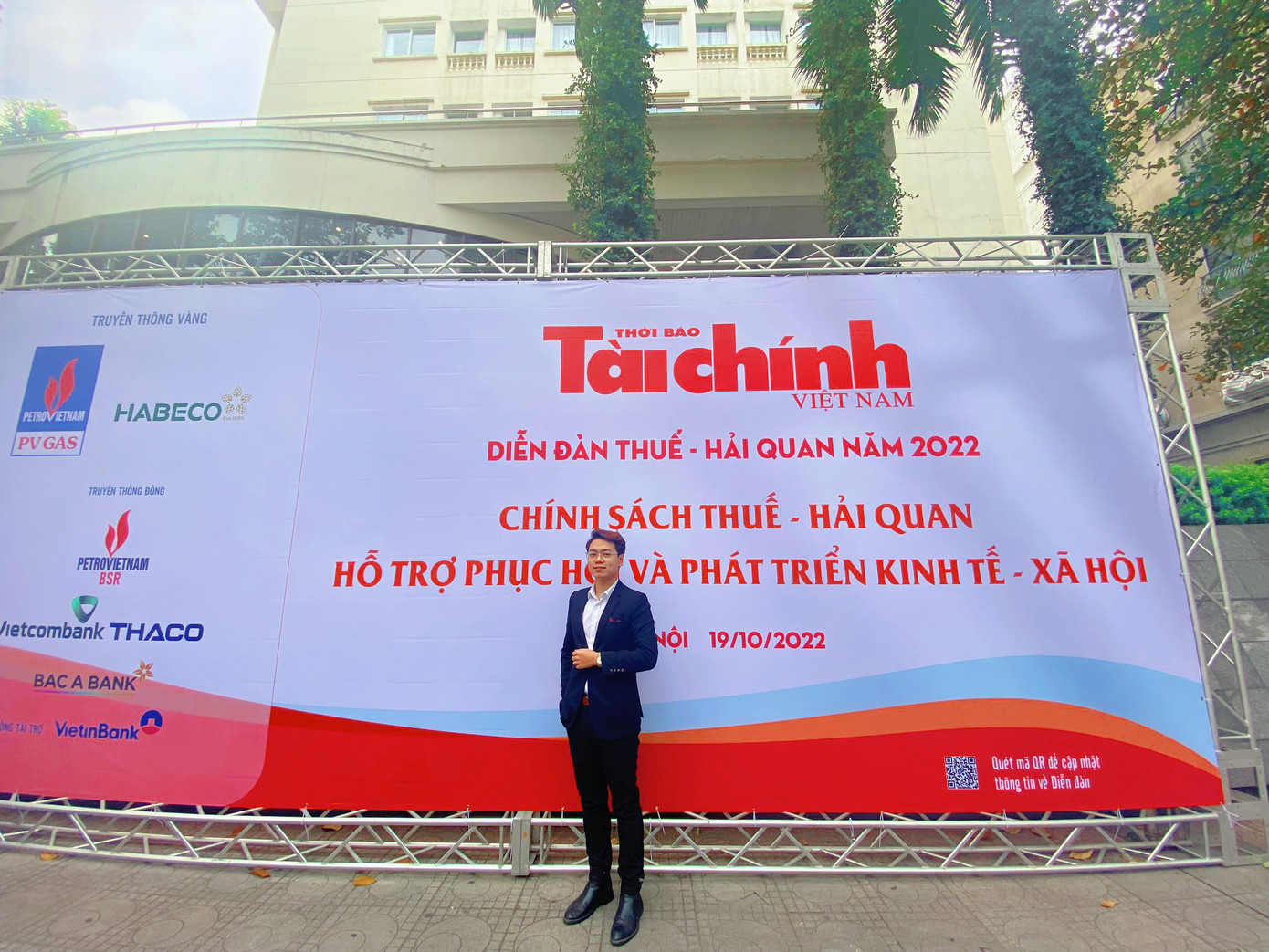 Việt Hưng tham gia Diễn đàn Thuế - Hải Quan năm 2022 của Thời báo Tài Chính Việt Nam. Việt Hưng tham gia Diễn đàn Thuế - Hải Quan năm 2022 của Thời báo Tài Chính Việt Nam.
