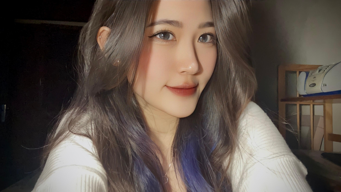 Ánh Dương cũng tham gia các dự án chụp ảnh mẫu cho các nhiếp ảnh gia và nhà tạo mẫu tóc. Ánh Dương cũng tham gia các dự án chụp ảnh mẫu cho các nhiếp ảnh gia và nhà tạo mẫu tóc.