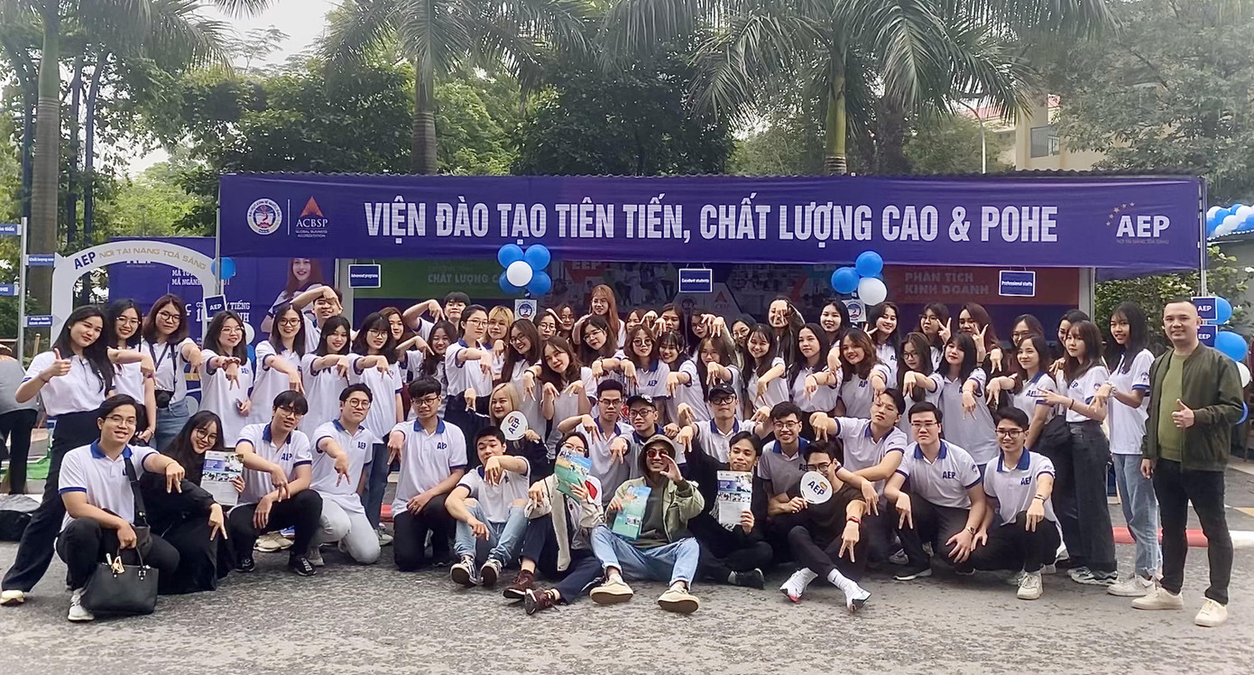 Tập thể sinh viên Viện Đào tạo Tiên tiến, Chất lượng cao và POHE.