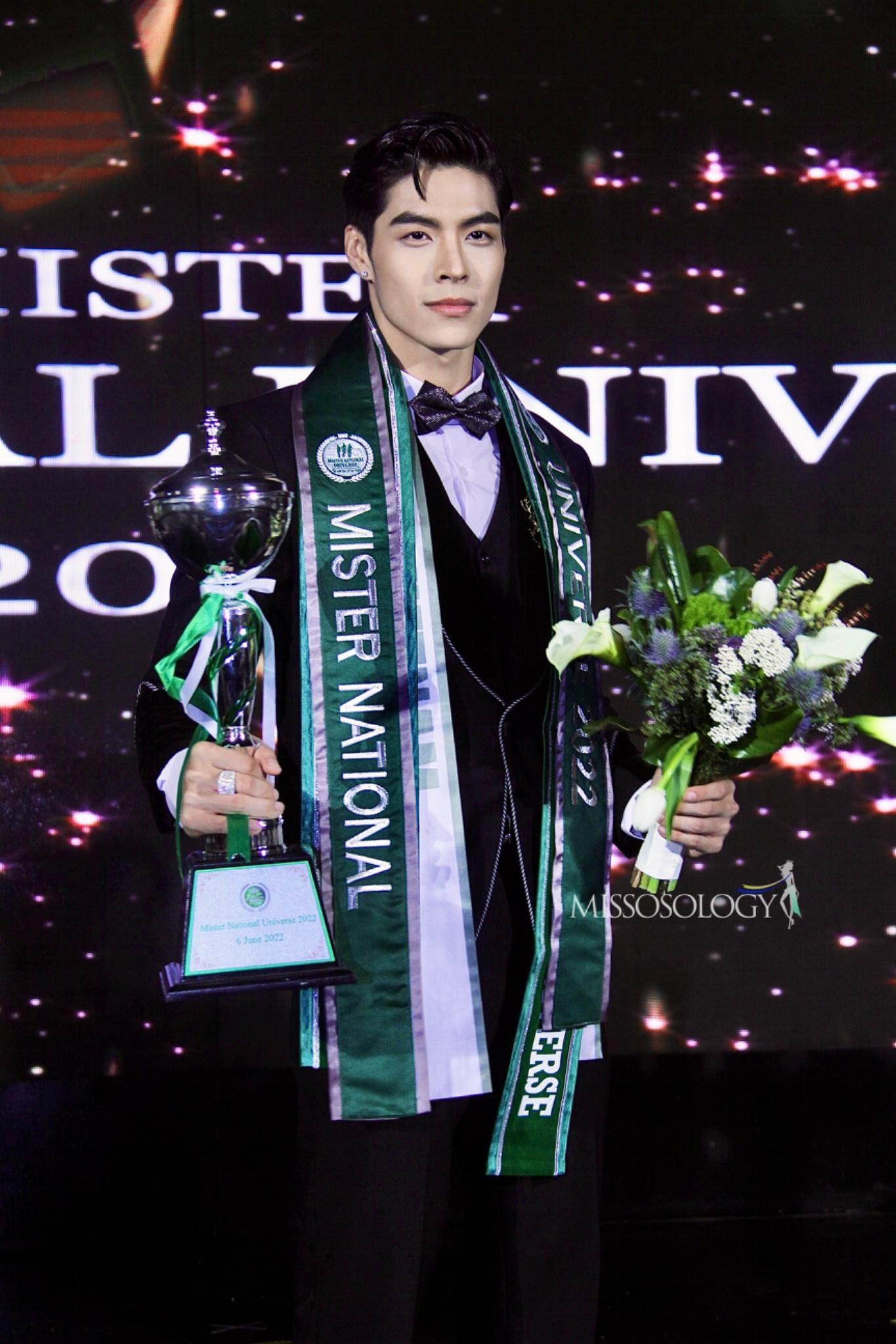Phi Việt đăng quang Mister National Universe 2022. Phi Việt đăng quang Mister National Universe 2022.