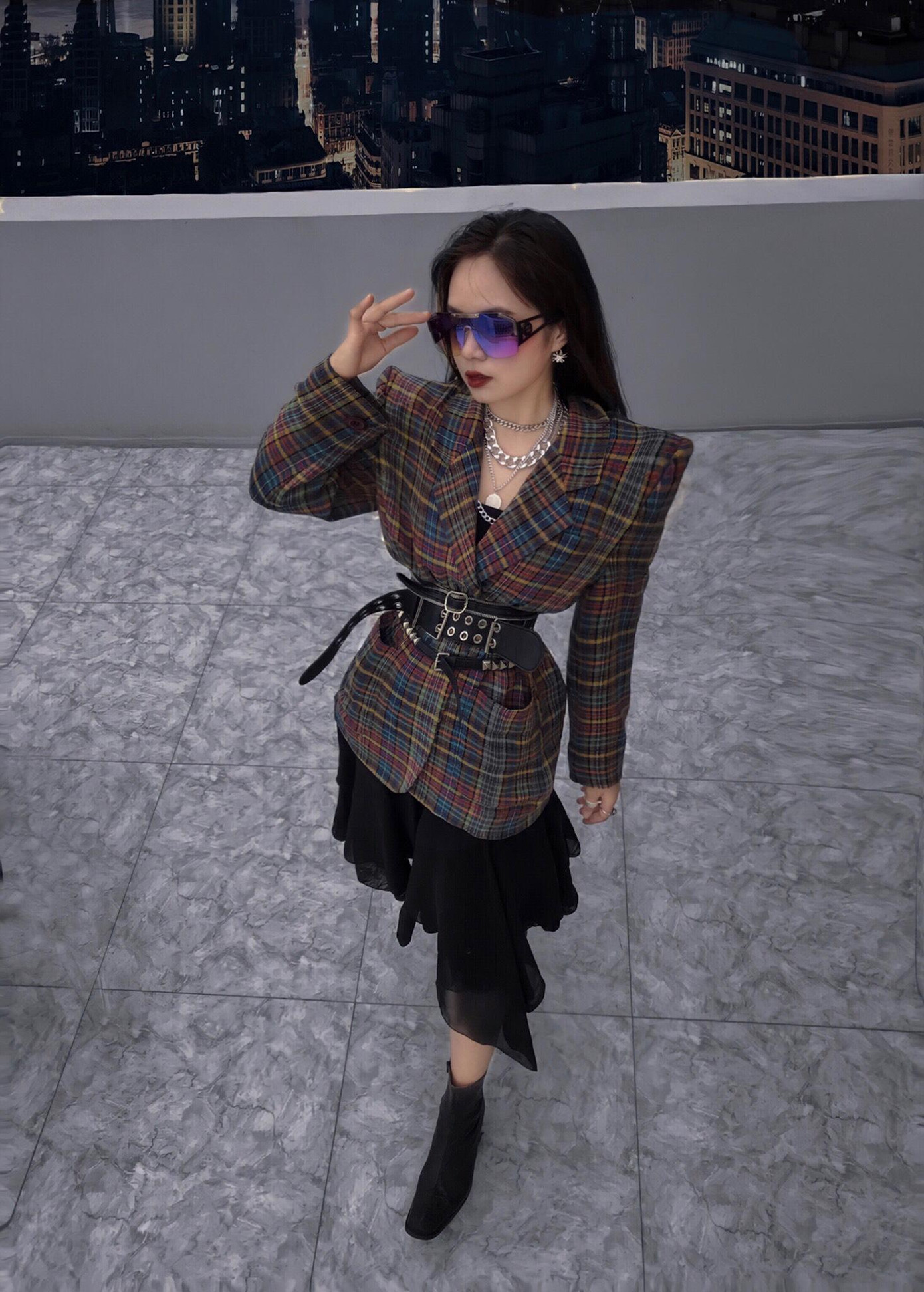 Techwear và Streetwear là hai phong cách thời trang Cẩm Tiên đang theo đuổi.