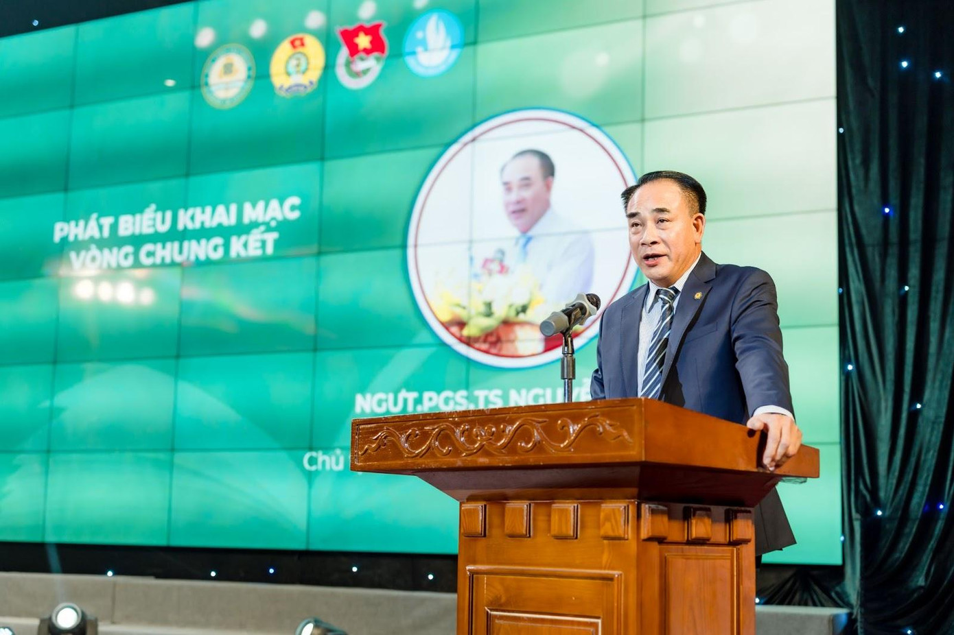 PGS.TS.NGƯT Nguyễn Vũ Việt phát biểu khai mạc chương trình.