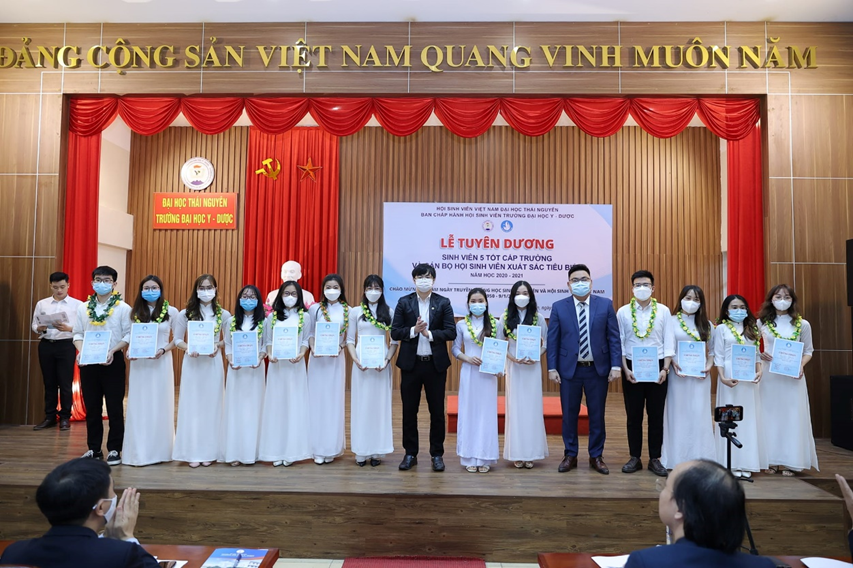 5 năm một hành trình không dài cũng không quá ngắn và còn nhiều sự non trẻ trong công tác xây dựng, phát triển của Liên chi hội.