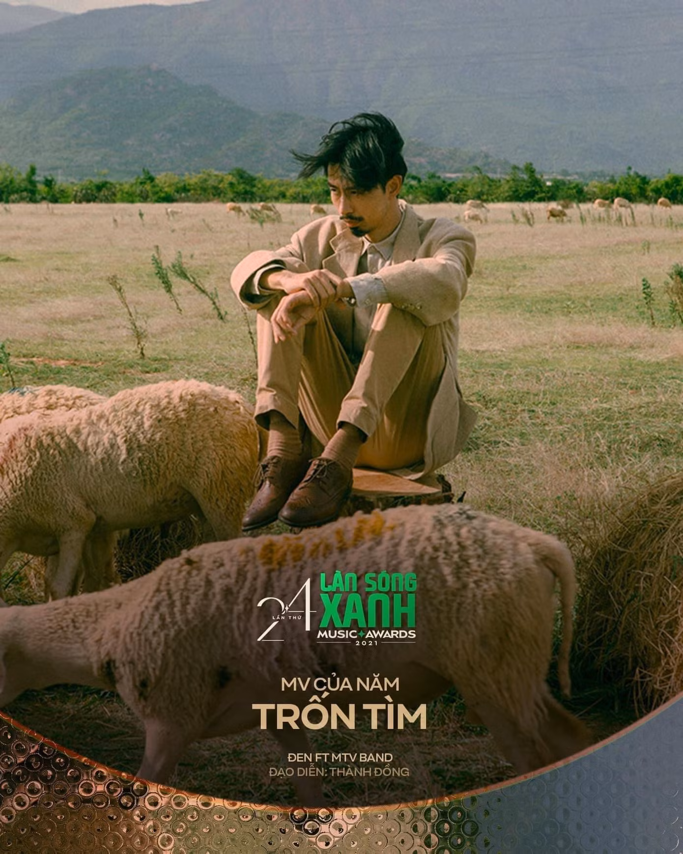 Trốn tìm mang về cho Đen Vâu 2 giải thưởng: MV của năm và Ca khúc của năm.