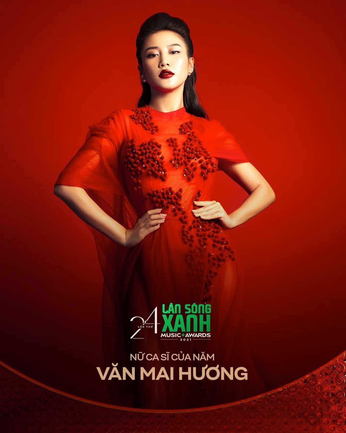 Vượt qua Hoàng Thùy Linh, Bích Phương... Văn Mai Hương giành giải thưởng Nữ ca sĩ của năm. Vượt qua Hoàng Thùy Linh, Bích Phương... Văn Mai Hương giành giải thưởng Nữ ca sĩ của năm.