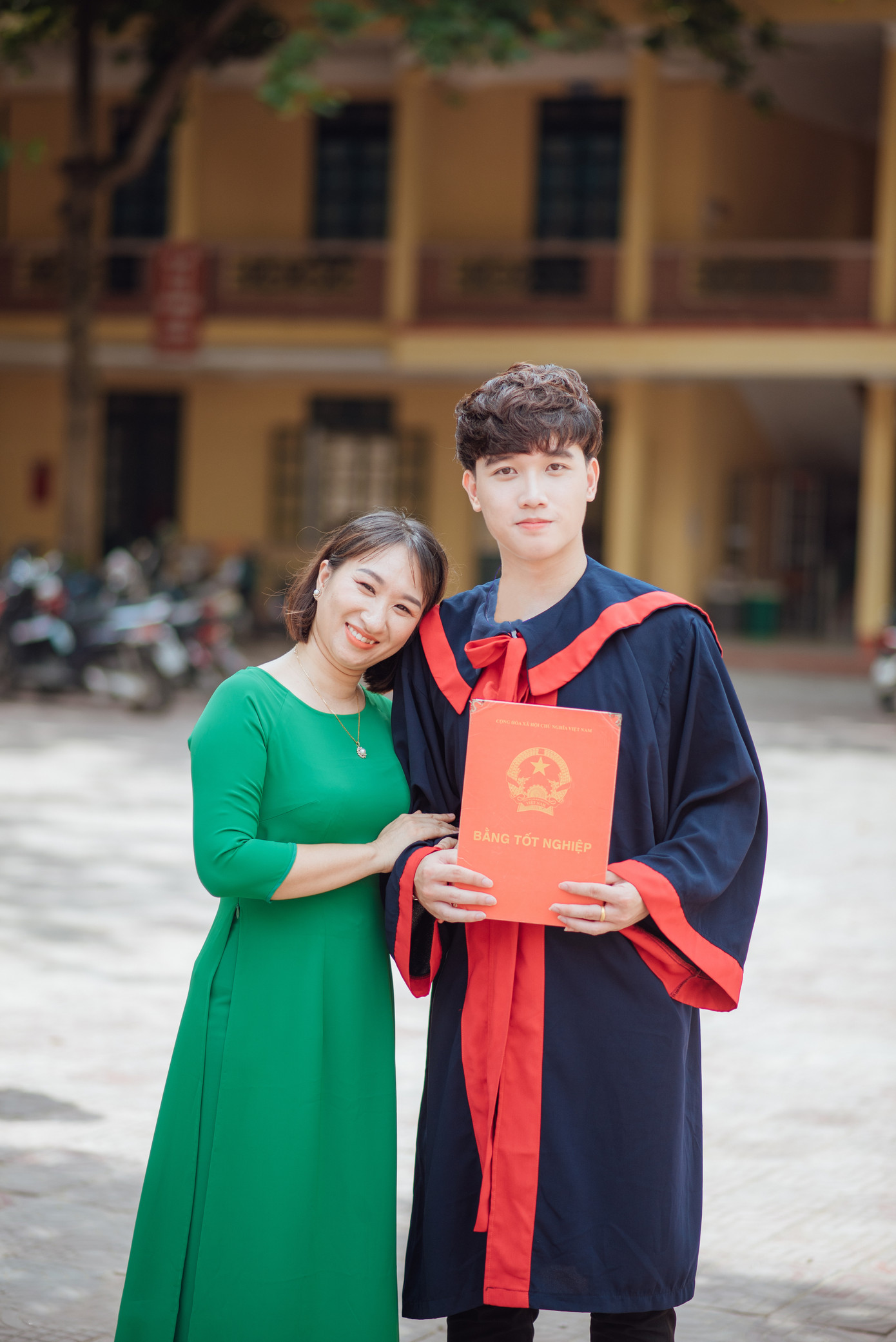 Mạnh Dũng sở hữu thành tích học tập đáng nể với GPA 3.88/4, cùng nhiều thành tích ngoại khóa nổi bật khác. Mạnh Dũng sở hữu thành tích học tập đáng nể với GPA 3.88/4, cùng nhiều thành tích ngoại khóa nổi bật khác.