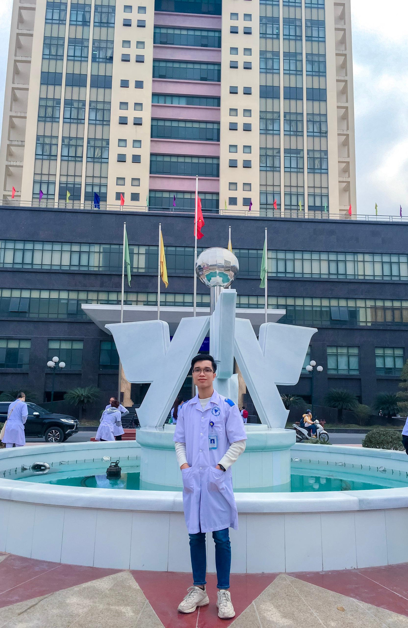 Thân Trọng Tấn hiện là sinh viên chuyên ngành Y khoa năm thứ 4 Trường Đại học Y Dược Thái Bình.