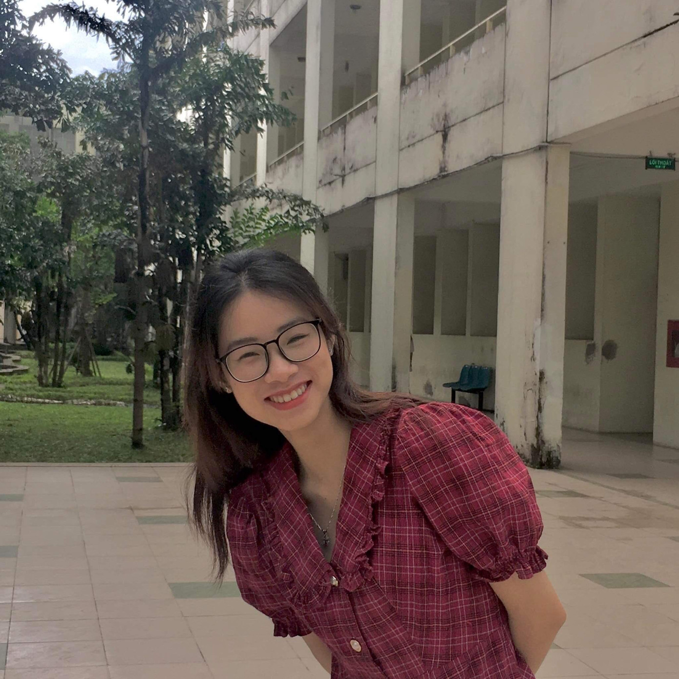 Thơm chia sẻ: “Mình vẫn sẽ tiếp tục tham gia và cống hiến sức trẻ của mình cho các hoạt động của Đoàn, Hội, các hoạt động tình nguyện và trải nghiệm hoạt động xã hội ngoài trường học để mỗi ngày trôi qua đều trở nên ý nghĩa." Thơm chia sẻ: “Mình vẫn sẽ tiếp tục tham gia và cống hiến sức trẻ của mình cho các hoạt động của Đoàn, Hội, các hoạt động tình nguyện và trải nghiệm hoạt động xã hội ngoài trường học để mỗi ngày trôi qua đều trở nên ý nghĩa."