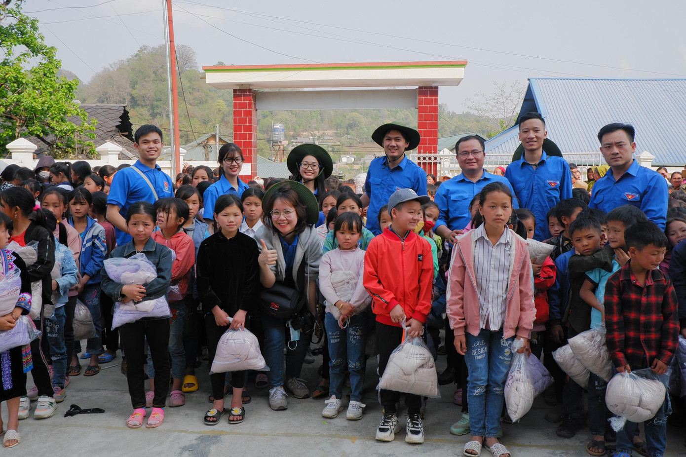 Sau mỗi chuyến đi, Ngọc Minh đều được ngồi lại để hội ý, rút kinh nghiệm. Với Minh, mỗi lần đi lại là một lần học hỏi. Sau mỗi chuyến đi, Ngọc Minh đều được ngồi lại để hội ý, rút kinh nghiệm. Với Minh, mỗi lần đi lại là một lần học hỏi.