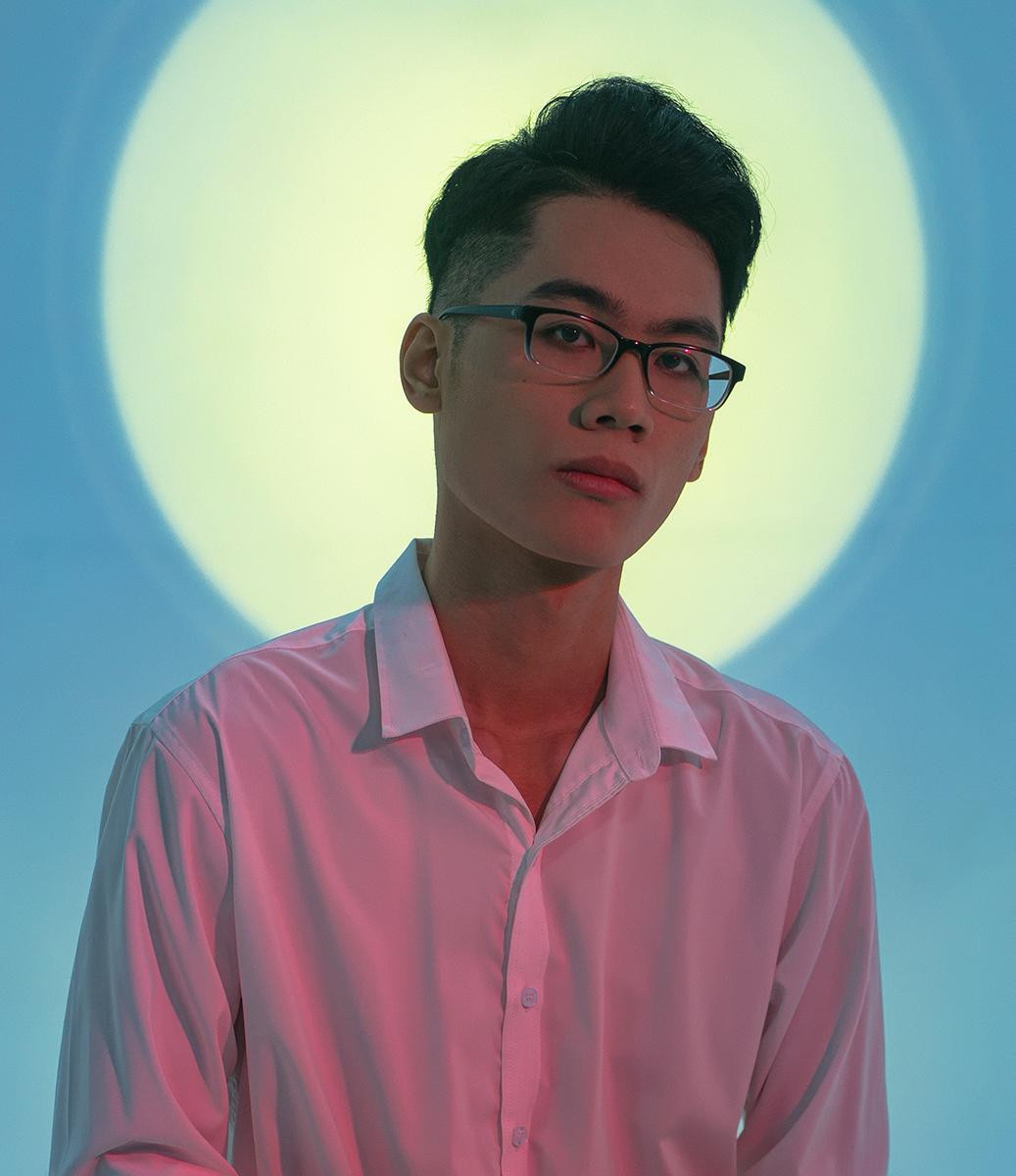 Âm nhạc đối với 14 Casper cũng là một món ăn. Âm nhạc đối với 14 Casper cũng là một món ăn.