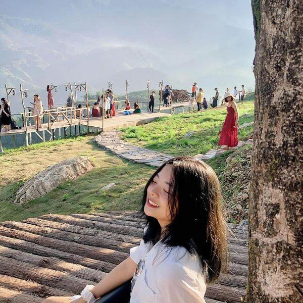 Mọi nỗ lực được đền đáp khi cô đạt được giải 3 trong đội tuyển học sinh giỏi cấp Quốc gia . Mọi nỗ lực được đền đáp khi cô đạt được giải 3 trong đội tuyển học sinh giỏi cấp Quốc gia .