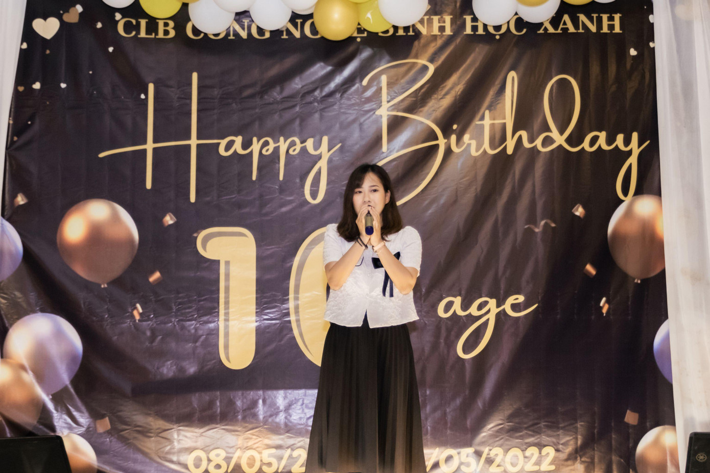 Quỳnh lựa chọn gửi gắm, rèn luyện bản thân trong môi trường Đoàn, Hội và cống hiến tuổi trẻ cho các công tác hoạt động thanh niên. Quỳnh lựa chọn gửi gắm, rèn luyện bản thân trong môi trường Đoàn, Hội và cống hiến tuổi trẻ cho các công tác hoạt động thanh niên.