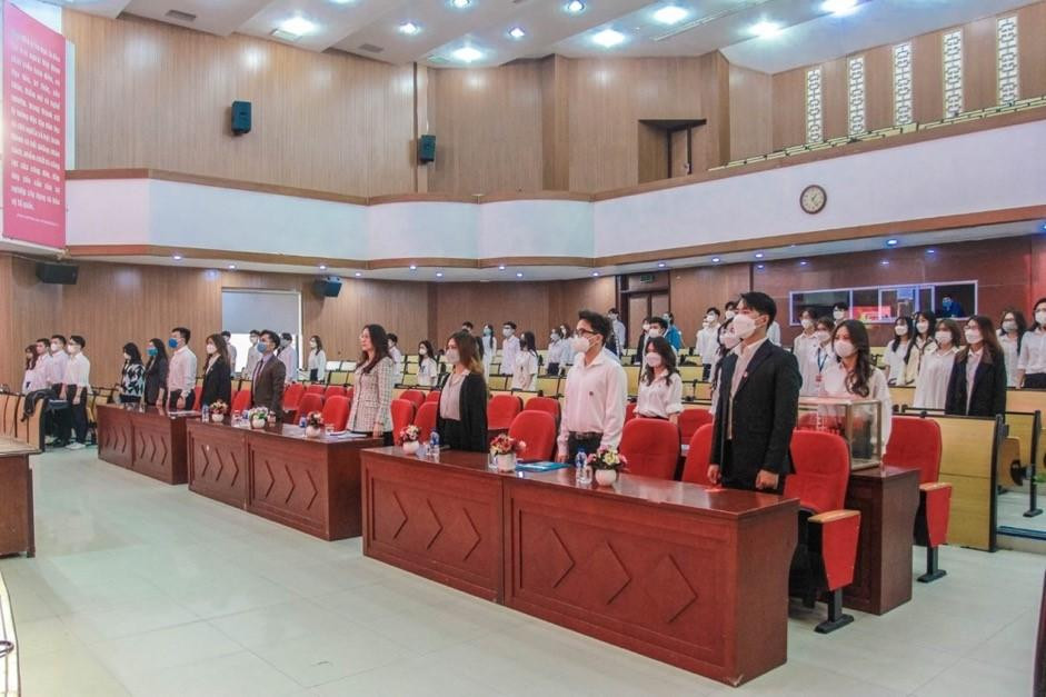 Hội nghị đại biểu các LCĐ phiên thứ 2 được tổ chức trực tiếp tại hội tường lớn của Học viện Tài chính. Hội nghị đại biểu các LCĐ phiên thứ 2 được tổ chức trực tiếp tại hội tường lớn của Học viện Tài chính.