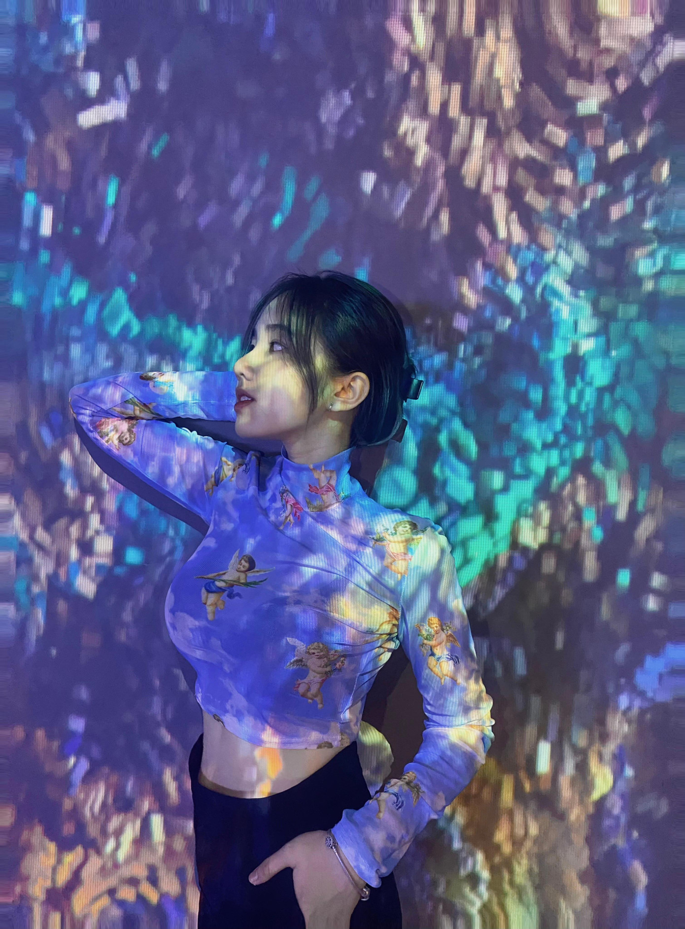 Cho đến hiện tại, Tú Uyên vẫn đang cố gắng chinh phục và theo đuổi con đường mà bản thân đã chọn.